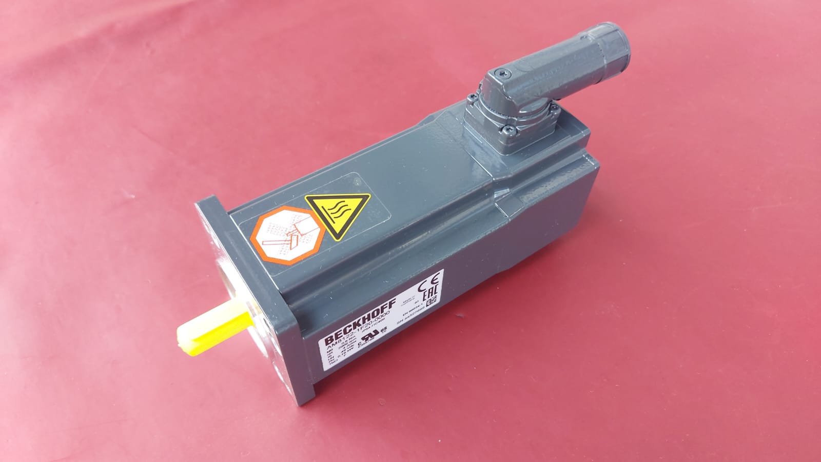 BECKHOFF AM8122-1F20-0000 AM81221F200000 AM8122 1F20 0000